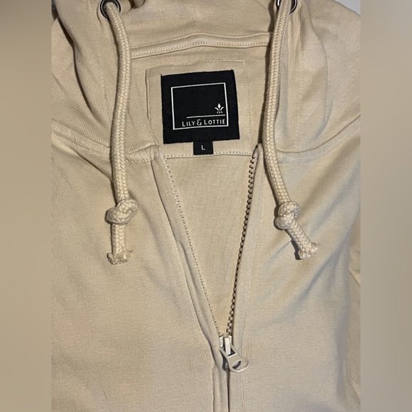 Lily & Lottie women's full zip Jovie Hoodie - Picture 2 of 8